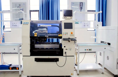 泰和中專(zhuān)2021年秋季招生啟動(dòng)，電子產(chǎn)品維修安裝專(zhuān)業(yè)550個(gè)學(xué)位虛位以待